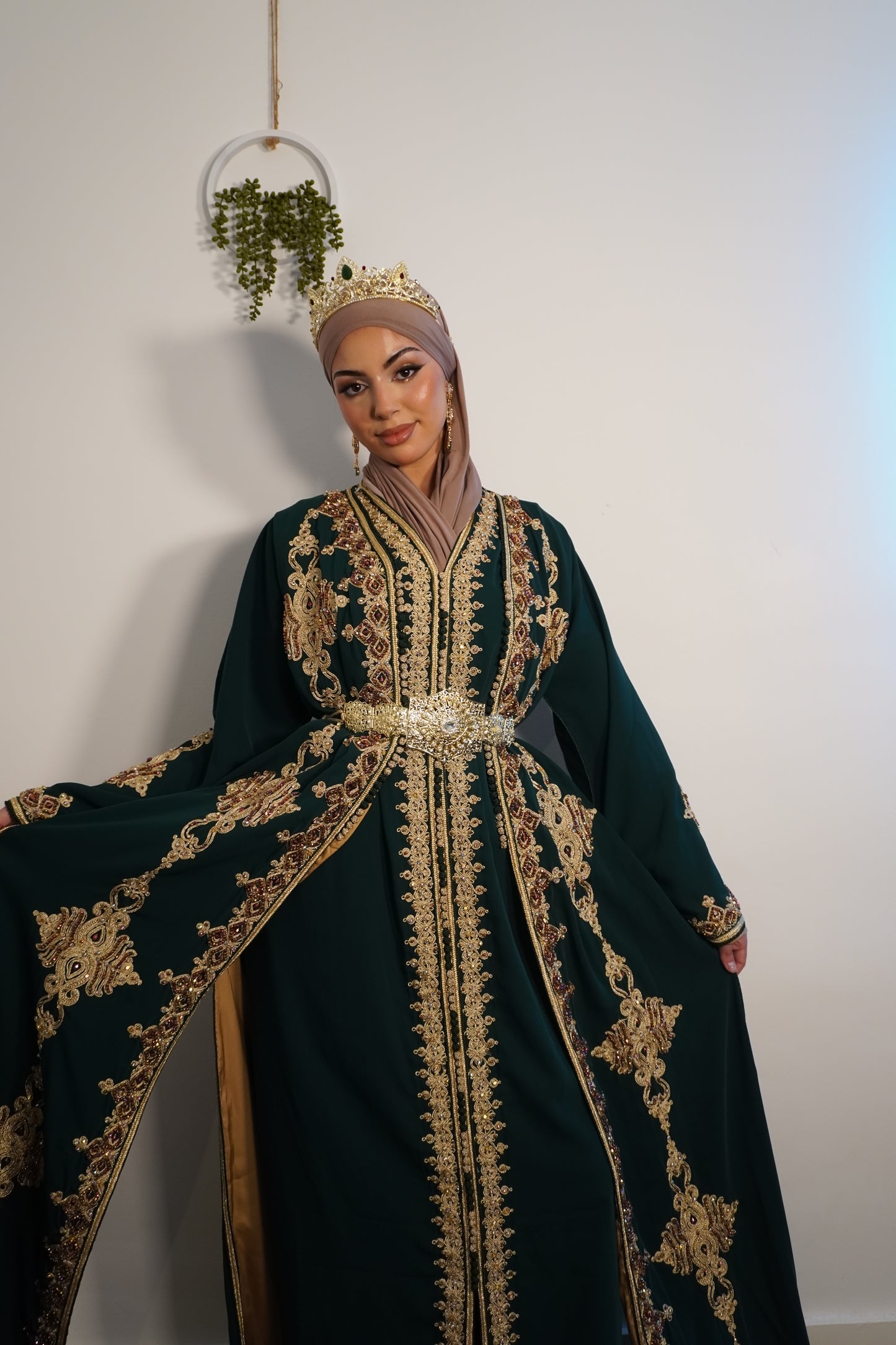 Emerald Layali Takshita